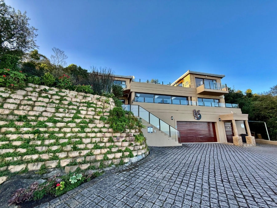 4 Bedroom Property for Sale in Constantia Kloof Western Cape